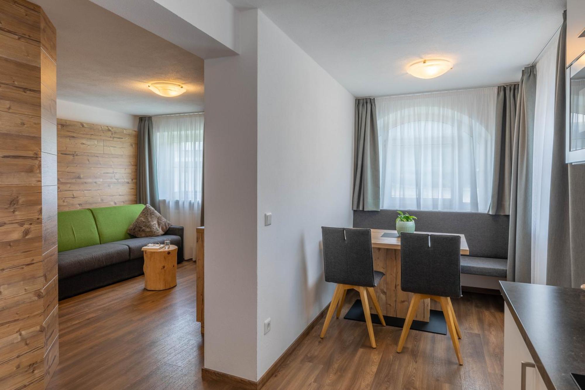 Residence Dilitz Резія Екстер'єр фото